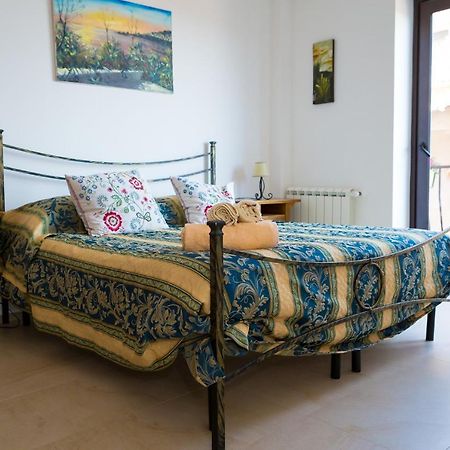 B&B La Casa Gialla ตาออร์มินา ภายนอก รูปภาพ