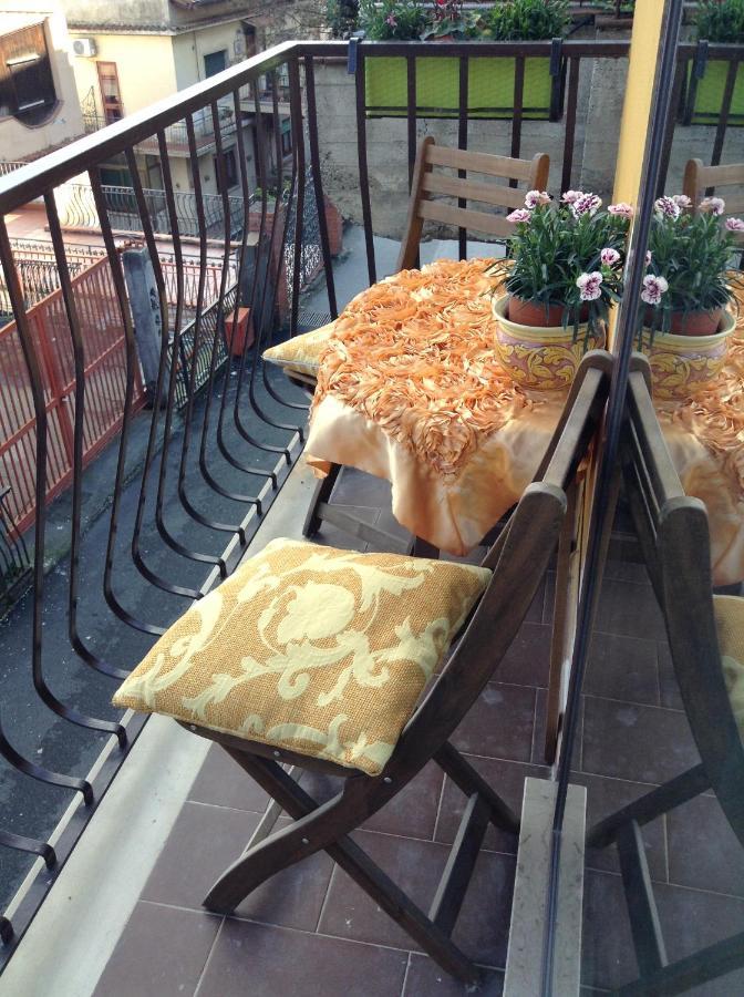 B&B La Casa Gialla ตาออร์มินา ภายนอก รูปภาพ