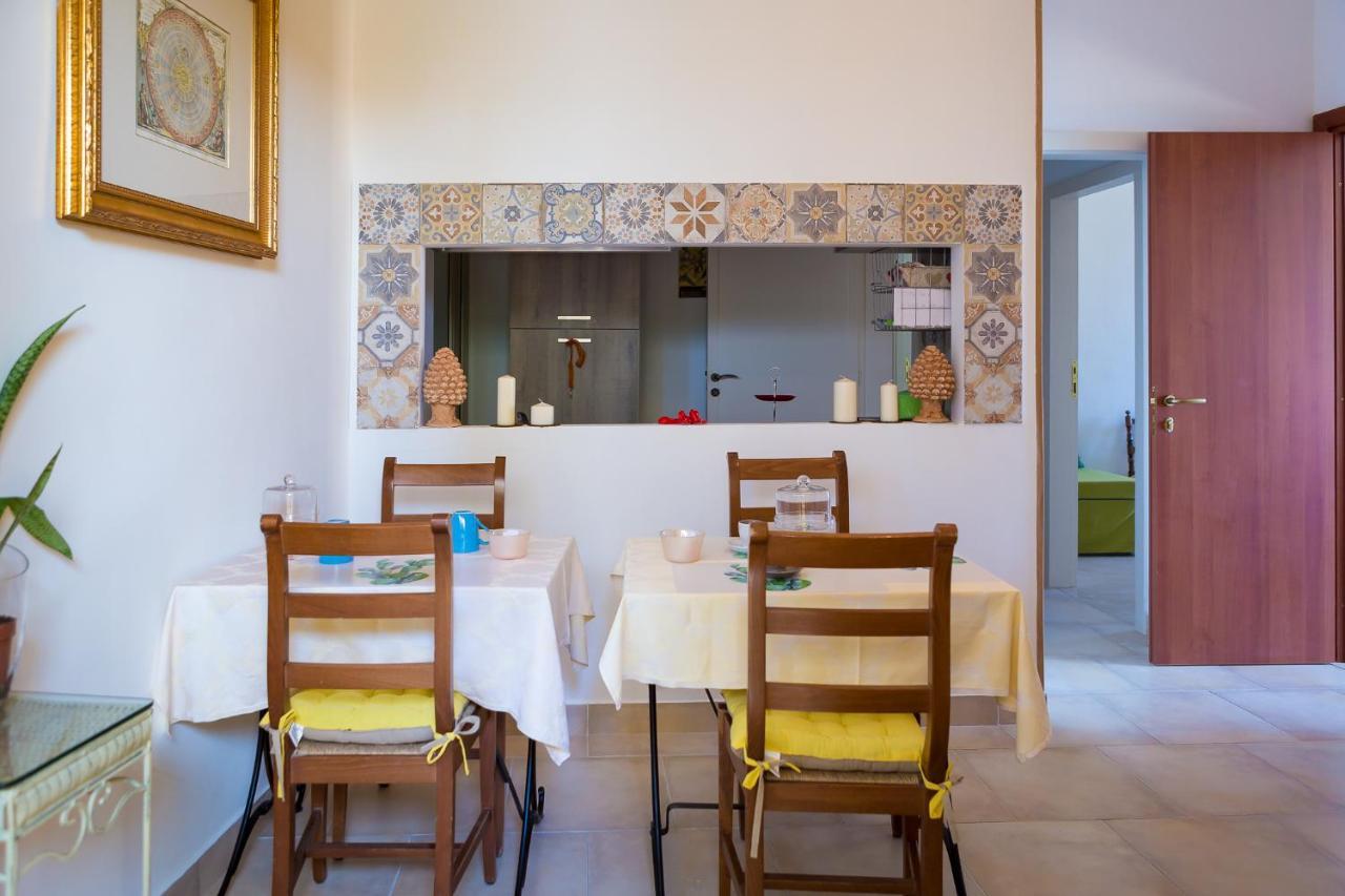 B&B La Casa Gialla ตาออร์มินา ภายนอก รูปภาพ